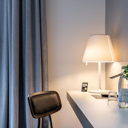 Hotel Leipheim Sued Экстерьер фото